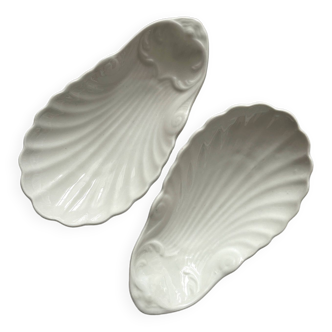 2 long shell dishes in old porcelain
