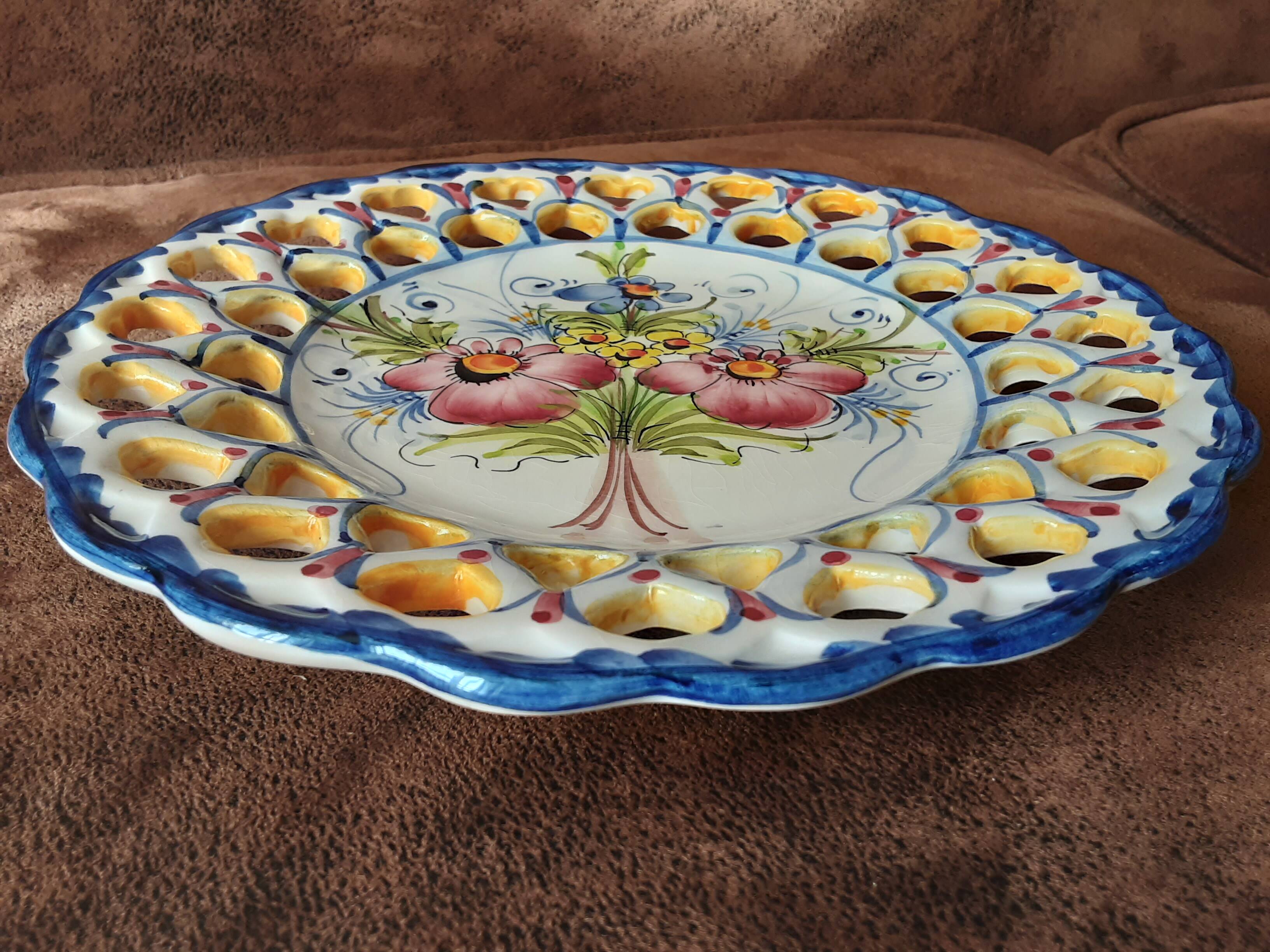 Decorative plate Art faience