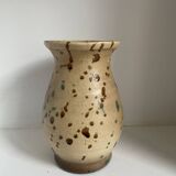 Set of 11 decorative items