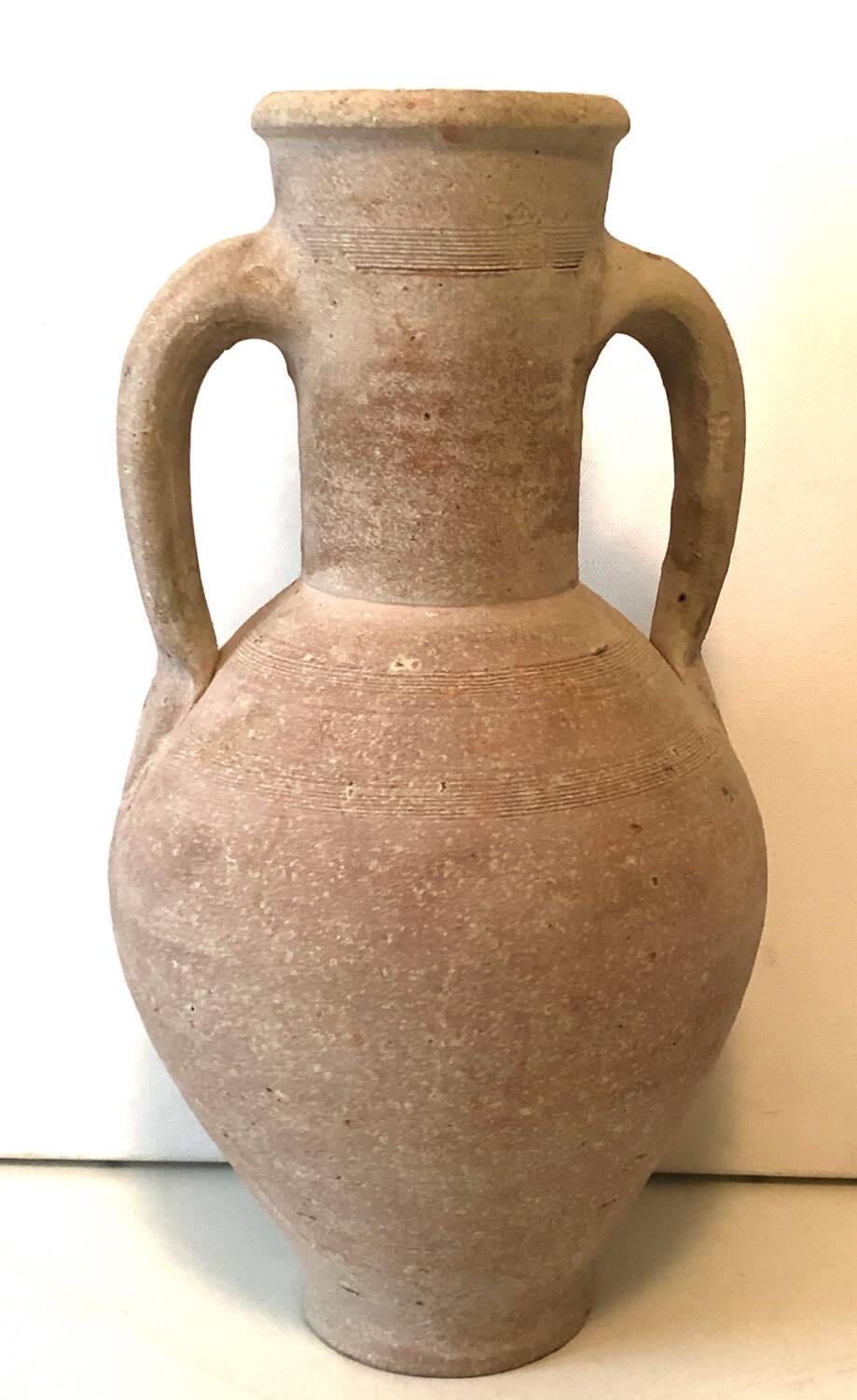 Amphora vase