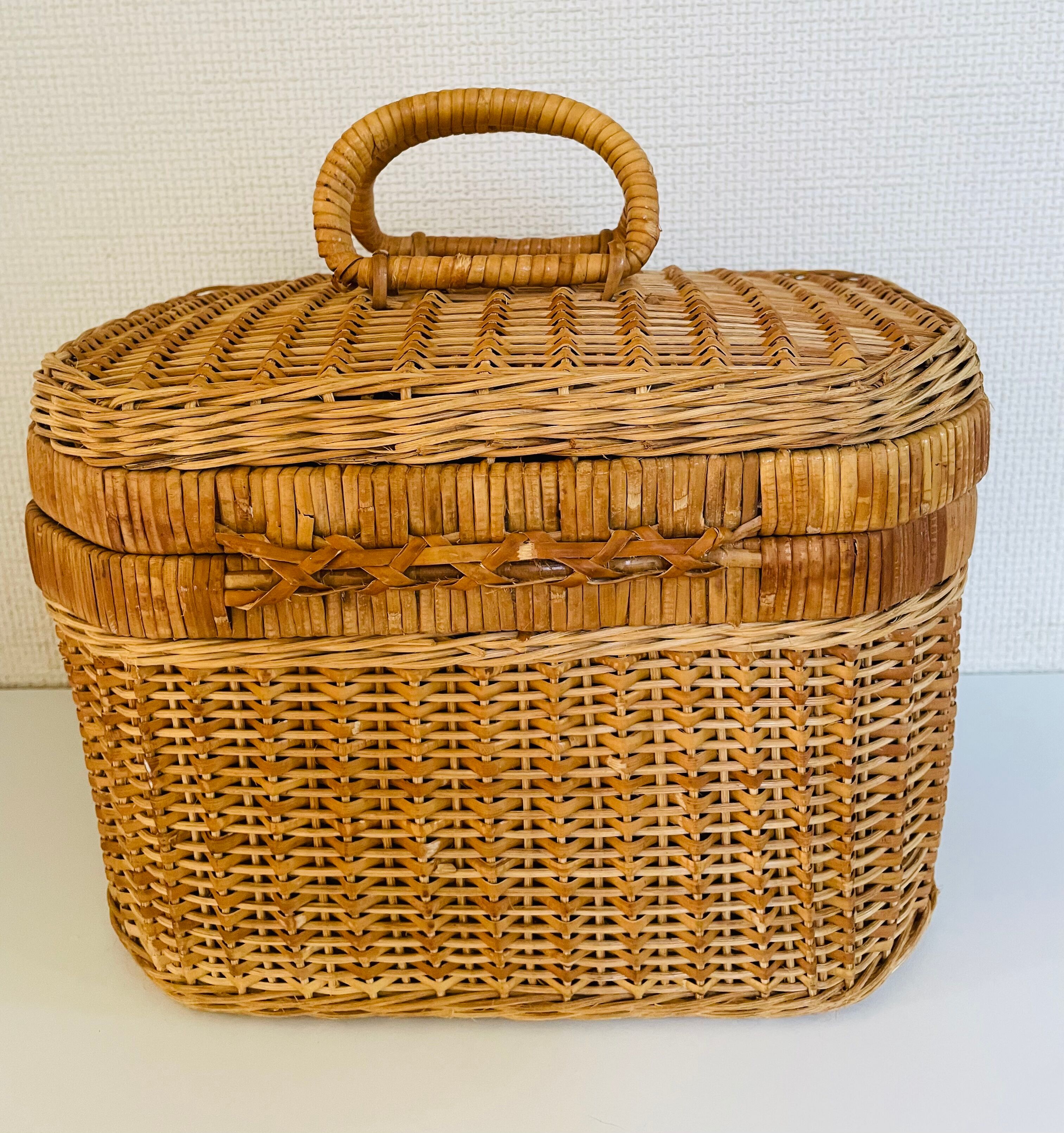Rattan marrow case