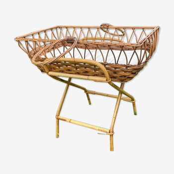 Rattan cradle