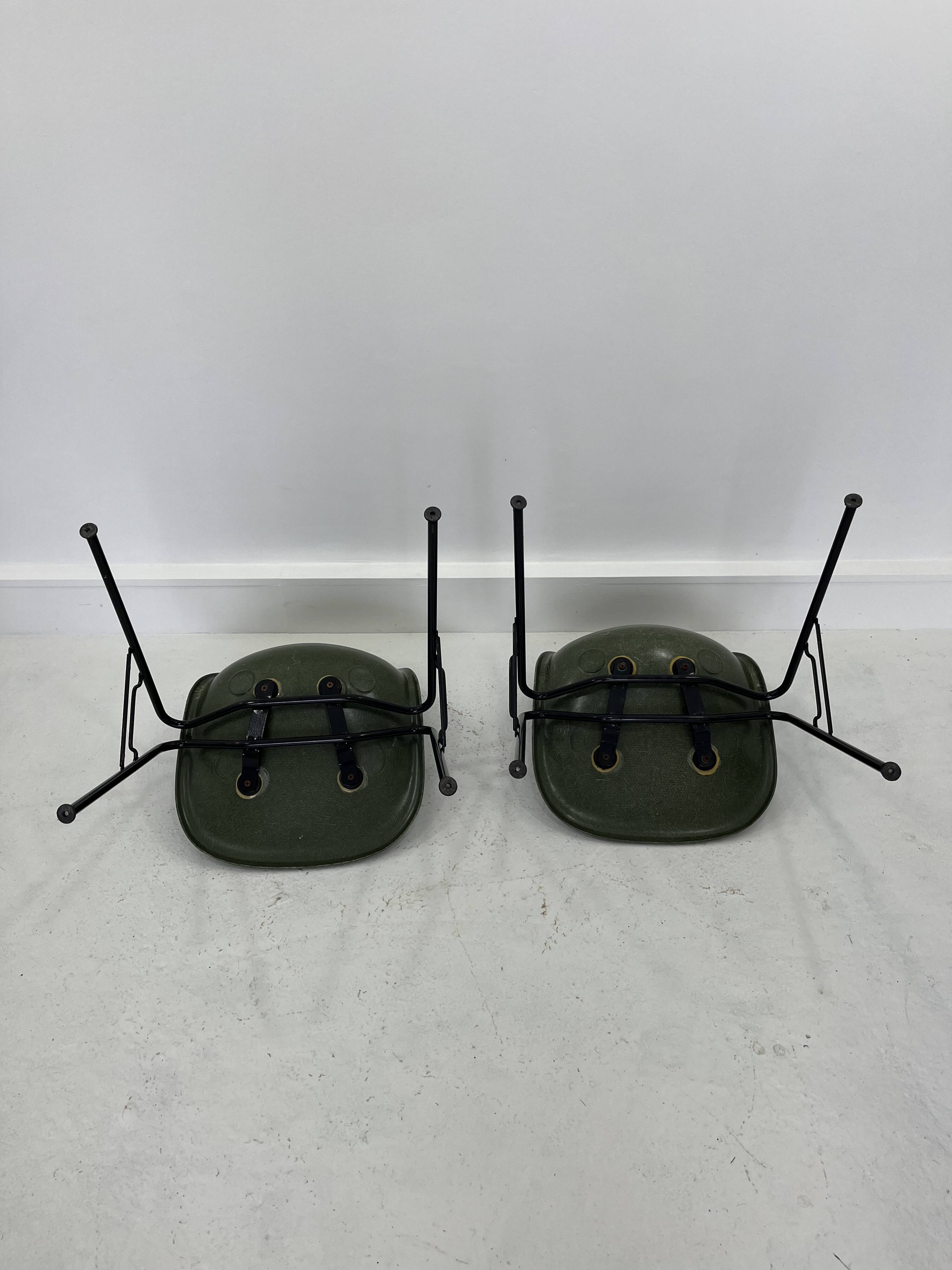 Fiberglass DSS Stacking Chairs by Ray & Charles Eames for Herman Miller, 19