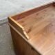 Commode scandinave en bois massif avec 4 tiroirs années 90