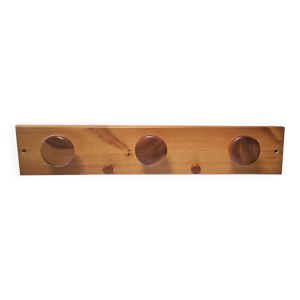 Portemanteau pin massif design