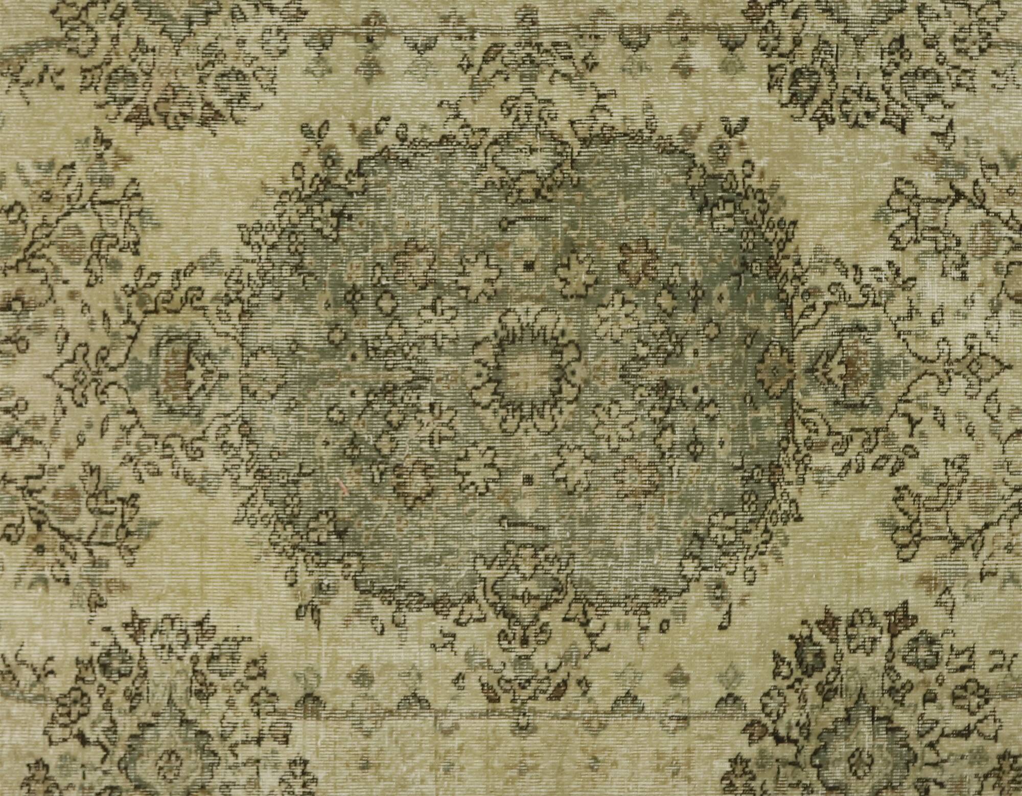 One-of-a-kind turkish handwoven vintage rug - rustic vintage charm 202x 126 cm