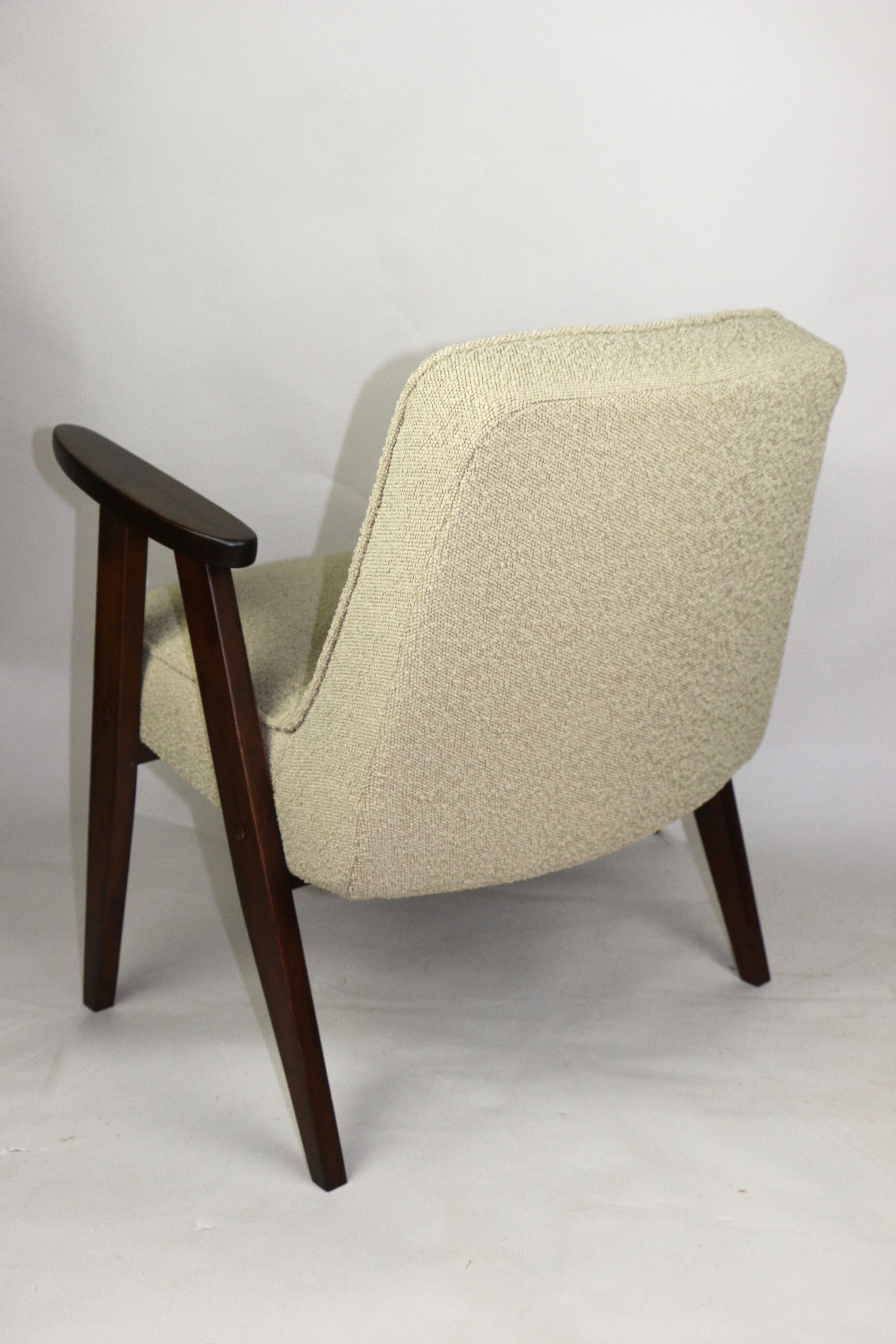 Beige Model 366 Lounge Chair in Boucle by Józef Chierowski, 1970s