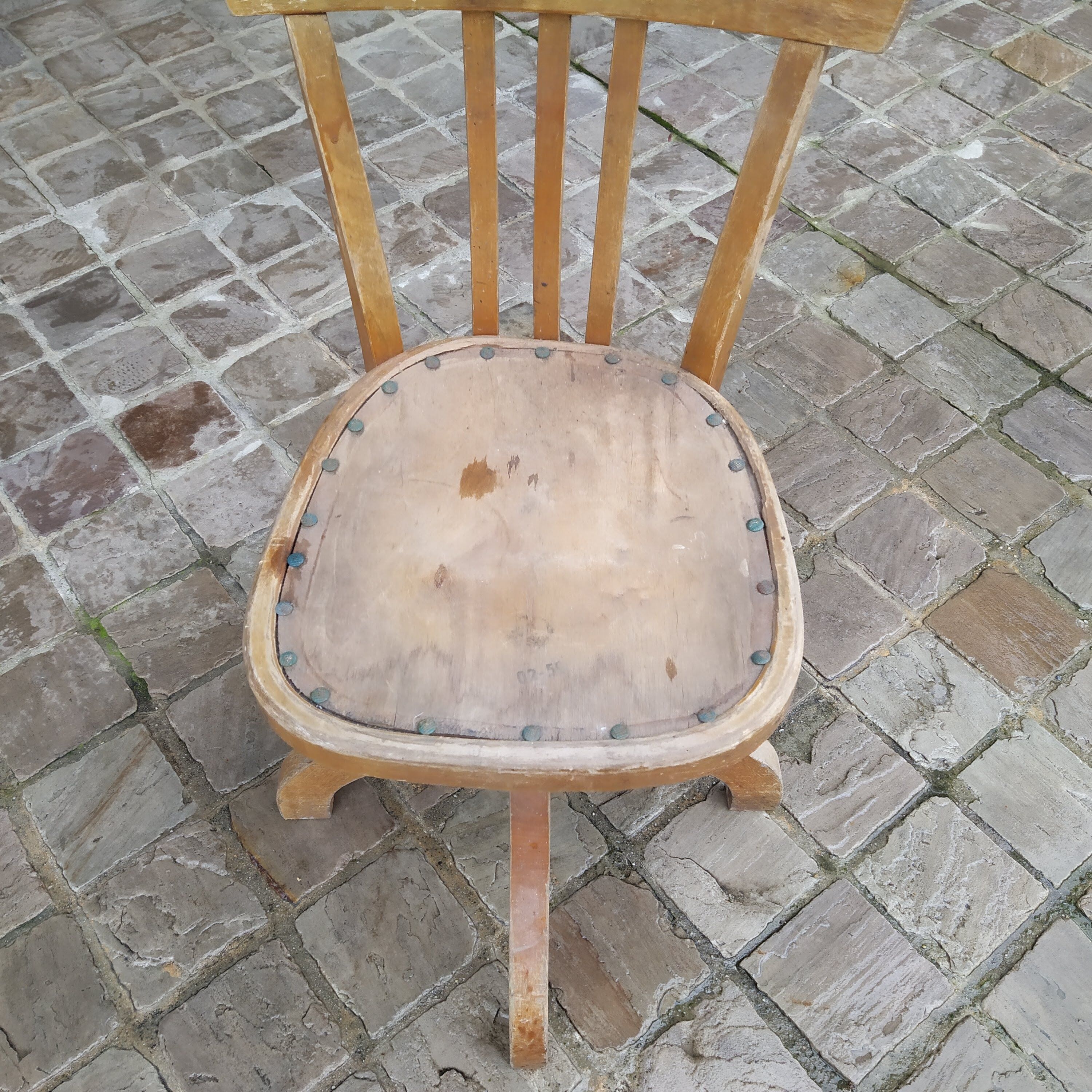 American armchair