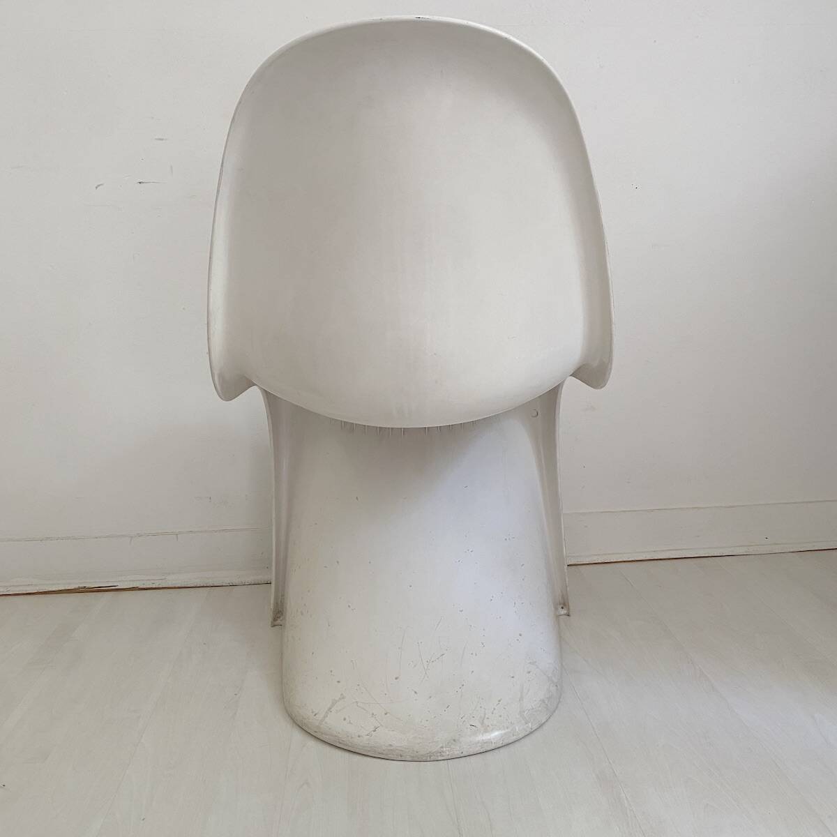 Panton S-Chair Design Verner Panton for Hermann Miller