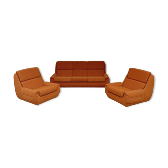 Complete orange salon JITONA in Atlantis Space Age style from the 1970s.