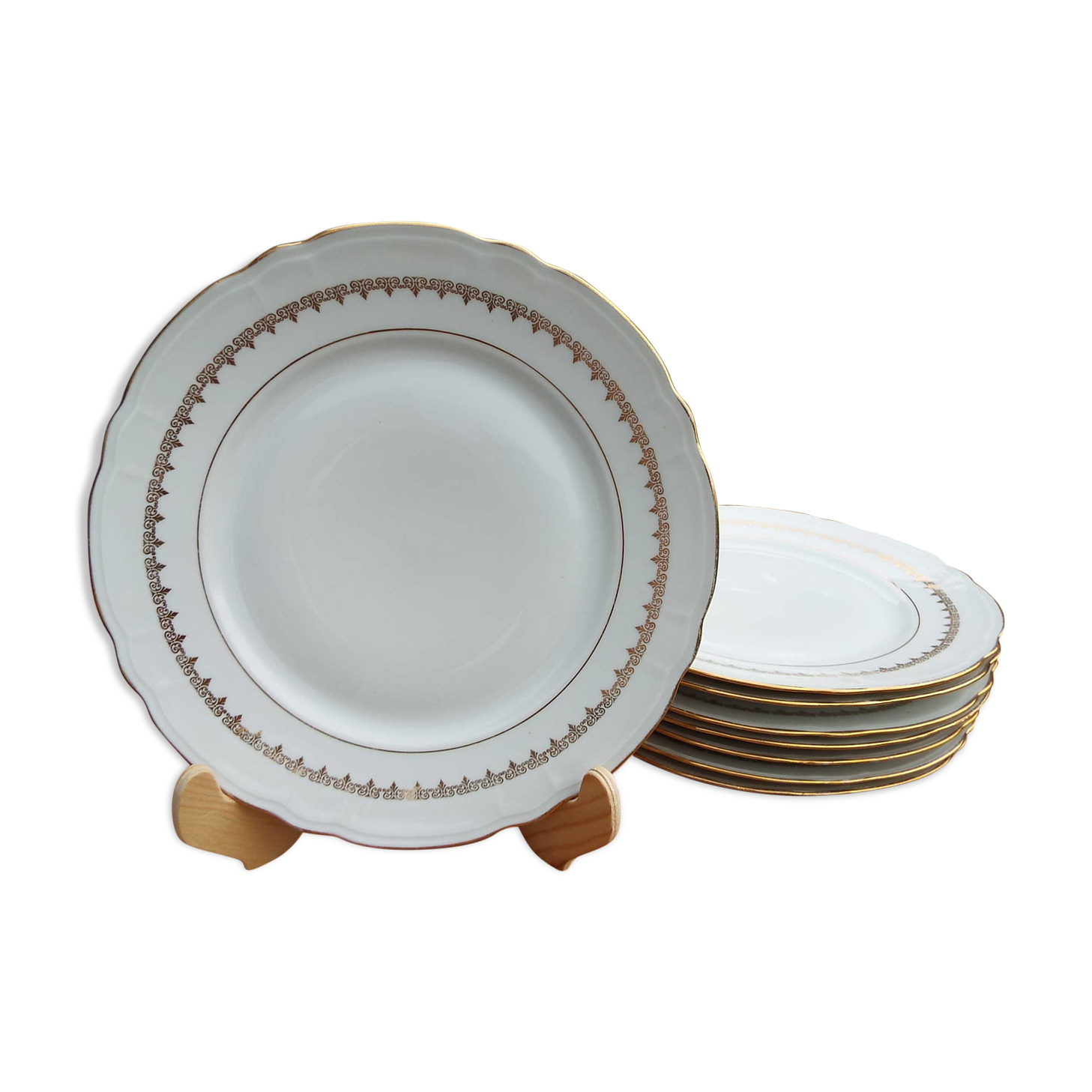 8 flat plates porcelain CNP
