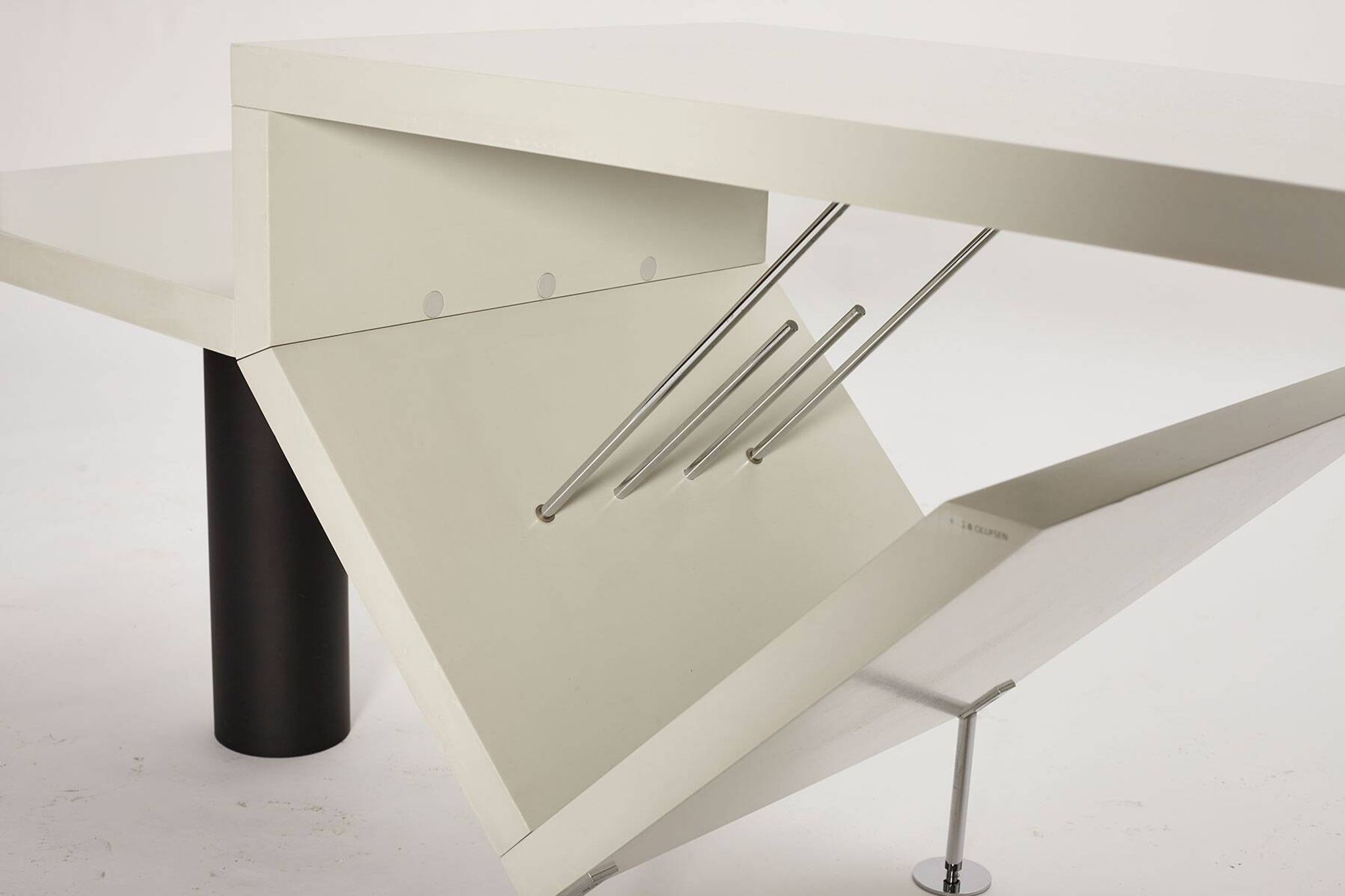 Bang & Olufsen console table