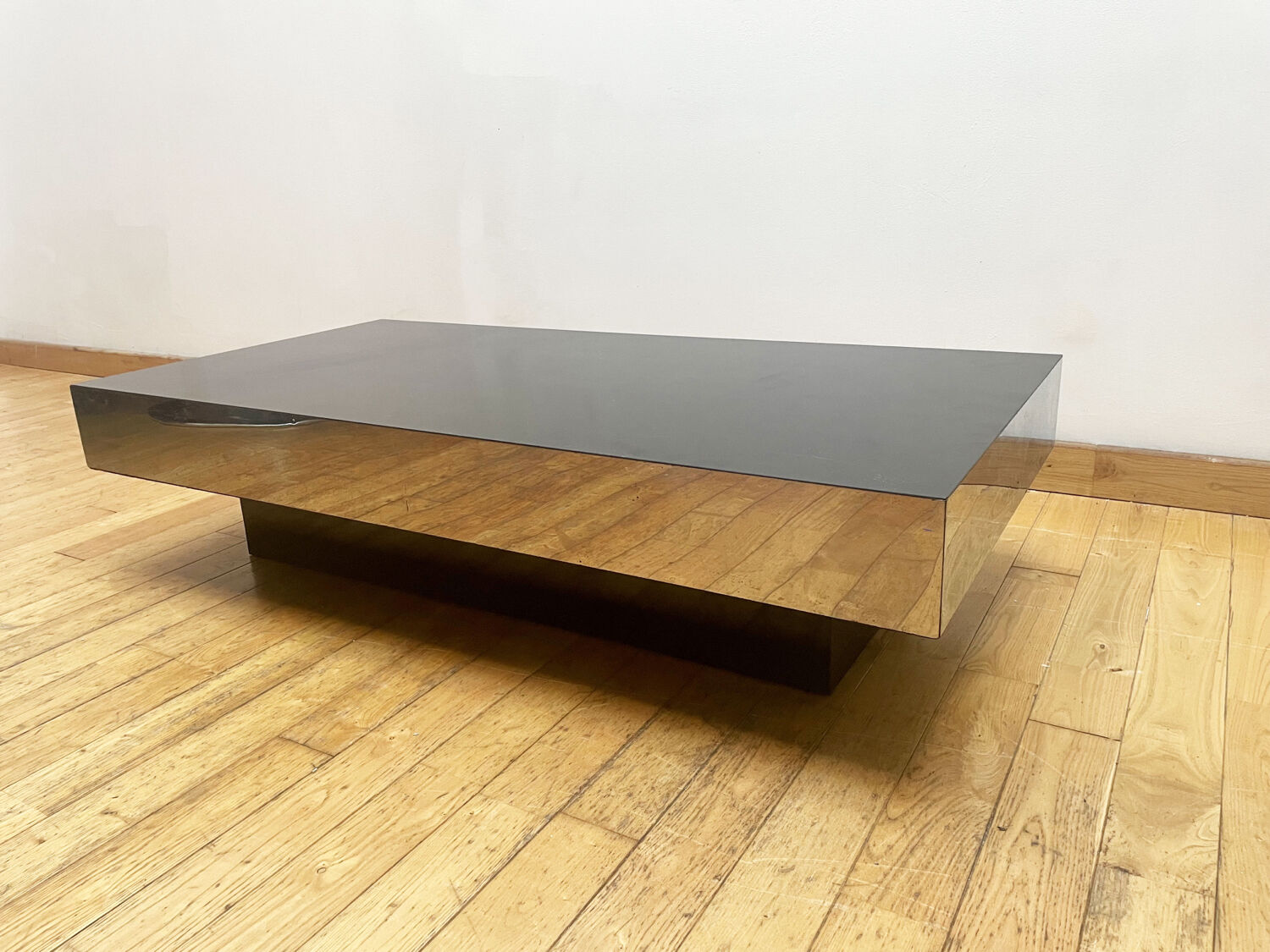 Vintage lacquered coffee table year 70/80