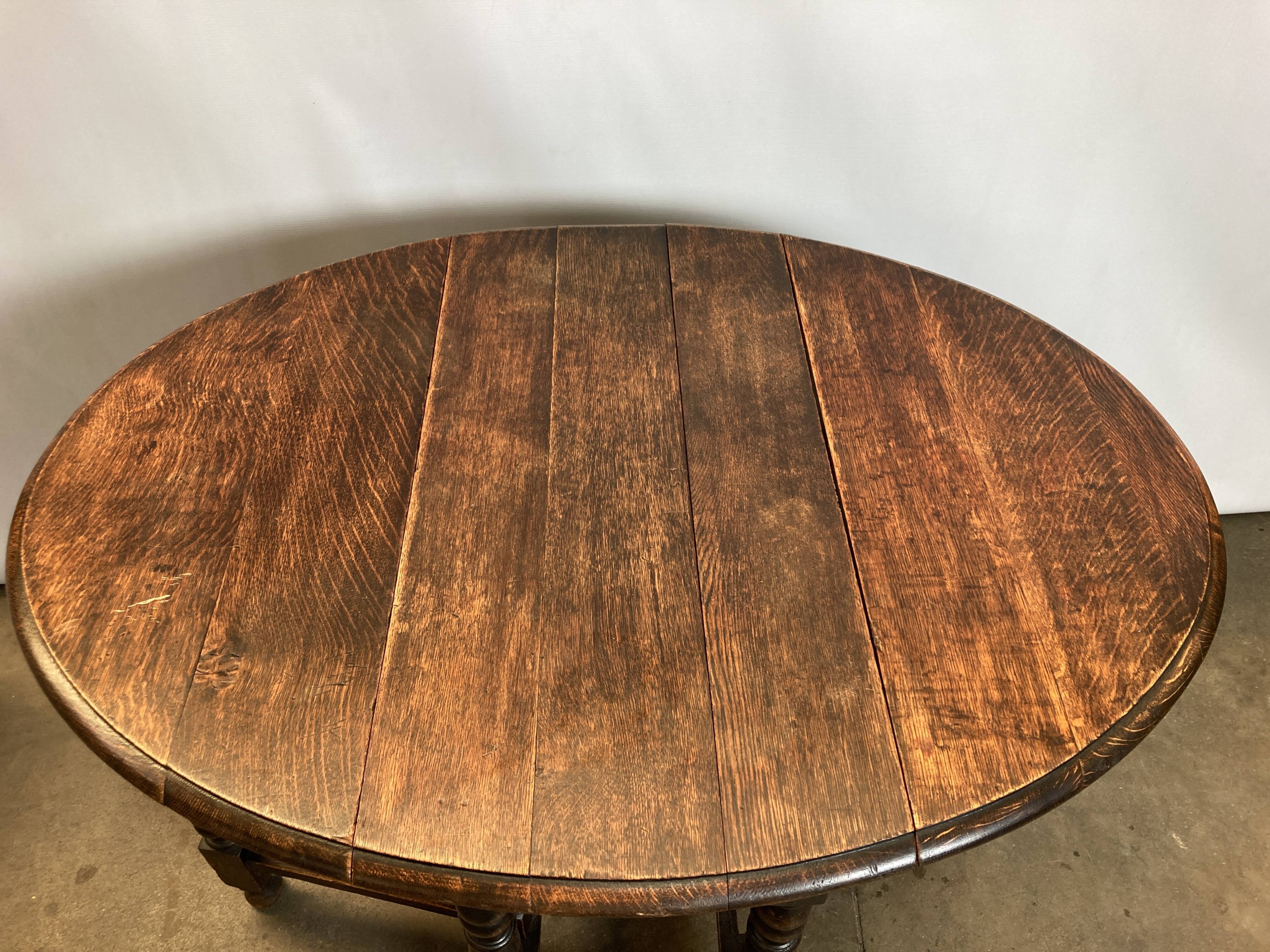 Louis XIII swivel-turning folding living room table