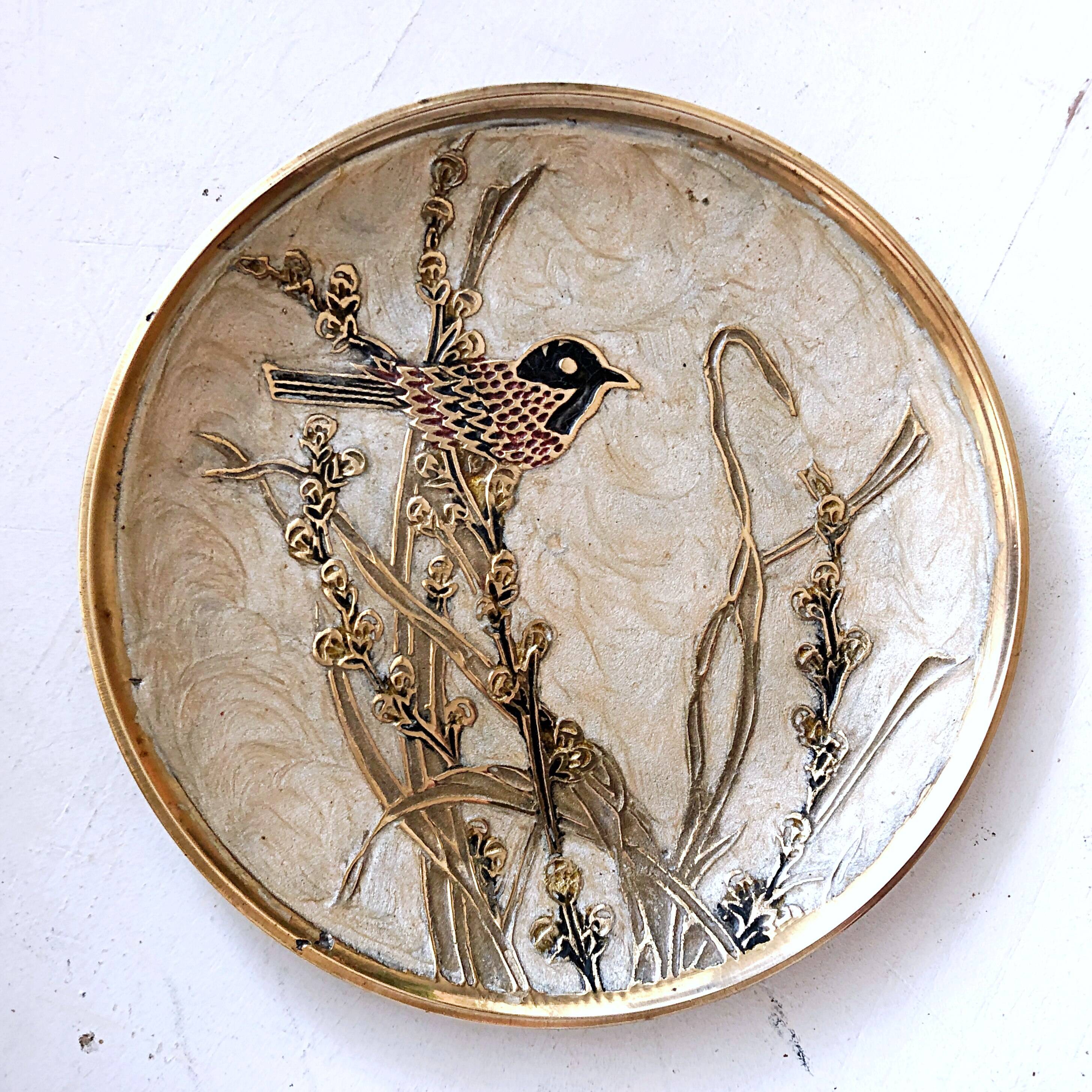 Coupelle  ou vide-poche laiton émaillé décor d'oiseau