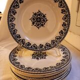 Set of 12 flat plates Terre de fer, Brienne model, HB&Cie manufacture, early twentieth century.