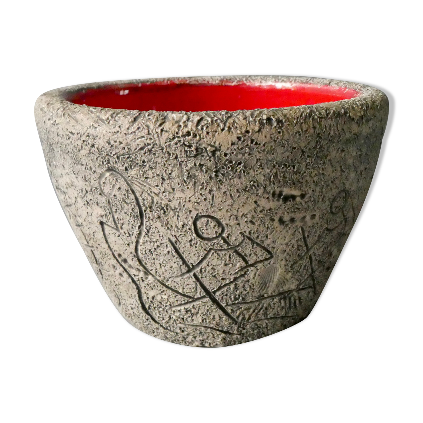 Red enamelled sandstone cup, Francis Triay, 50/60