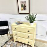 Vintage chest of drawers beige paint