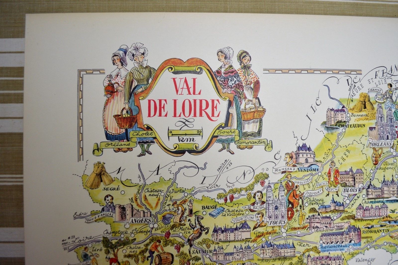 Map of the Dde illustrated region of France Jacques Liozu Loire Valley