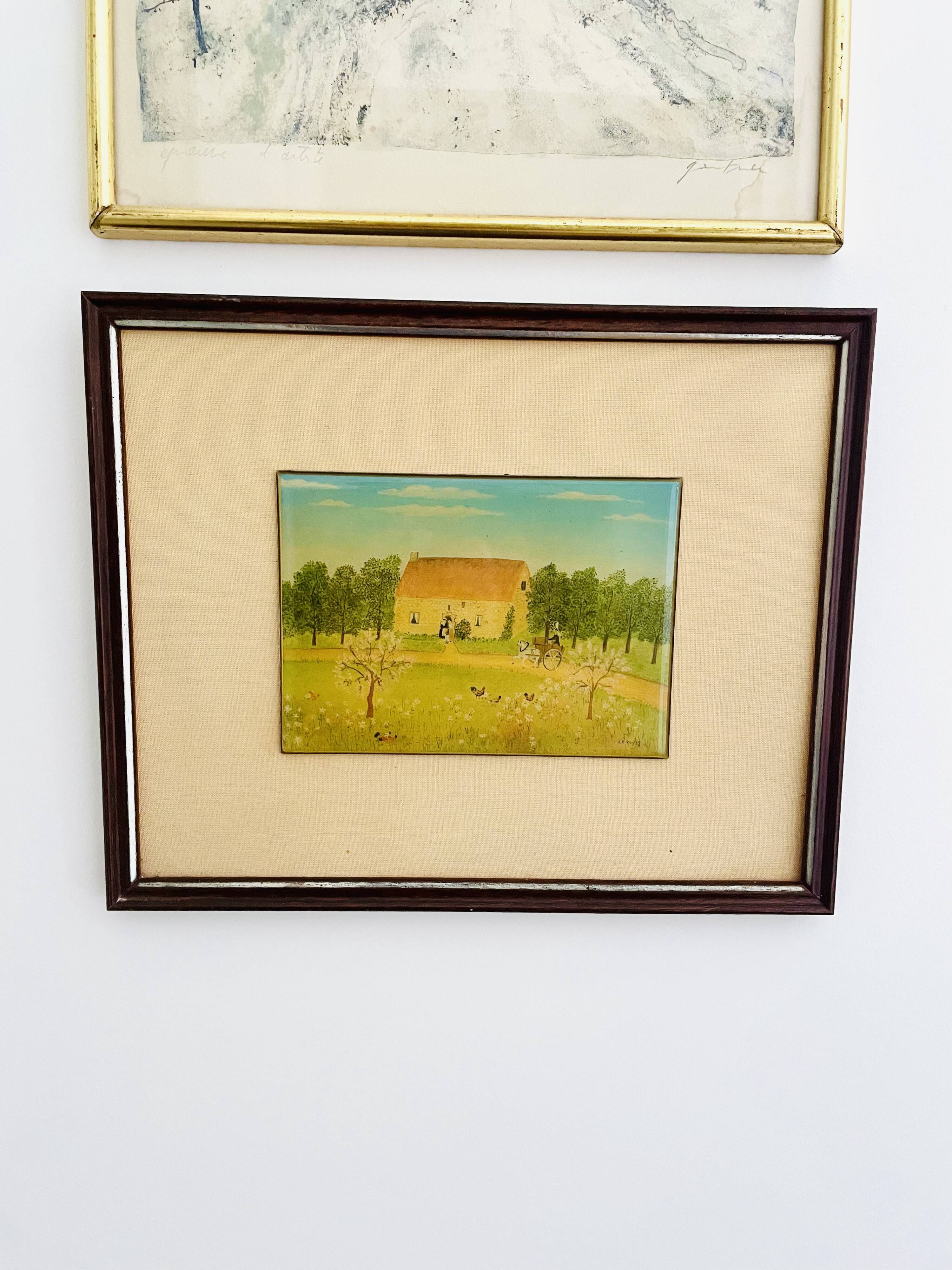 Wood framing fabric and vintage naif campaign décor