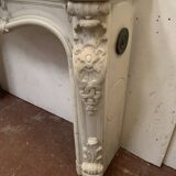 Louis XV style fireplace in white Carrara marble, 19th century