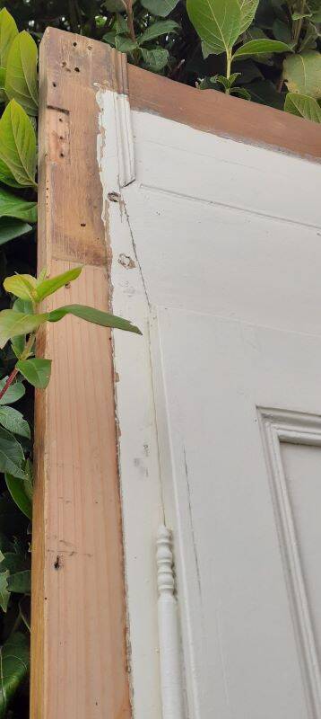 Pair of 19th-century cupboard doors and their frame (1st), woodwork