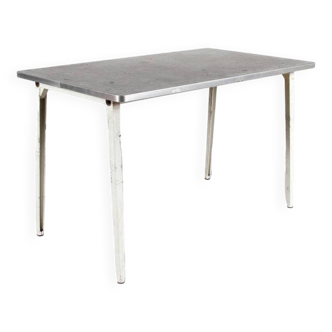 Table « Reform » des années 1950 par Friso Kramer pour Ahrend de Cirkel, Pays-Bas