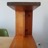 Tabouret par Charlotte Perriand