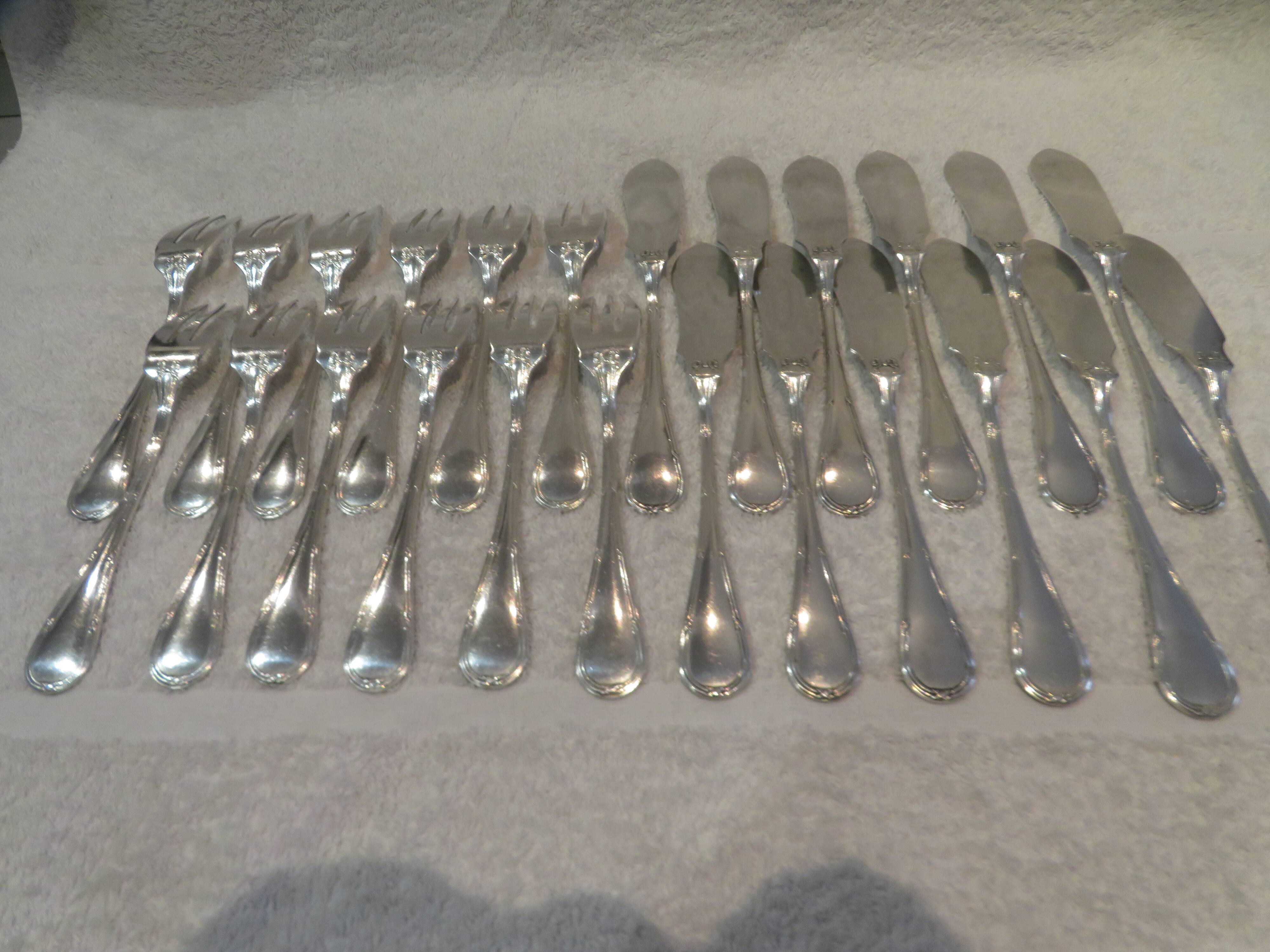 12 fish cutlery sets 24p silver plated metal goldsmith Apollo Louis XVI rushes