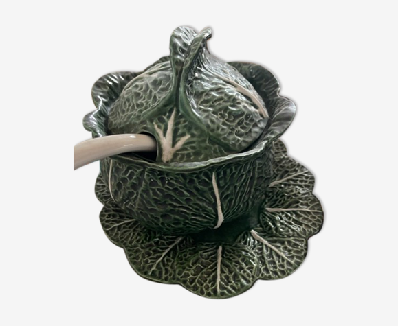 Complete tureen