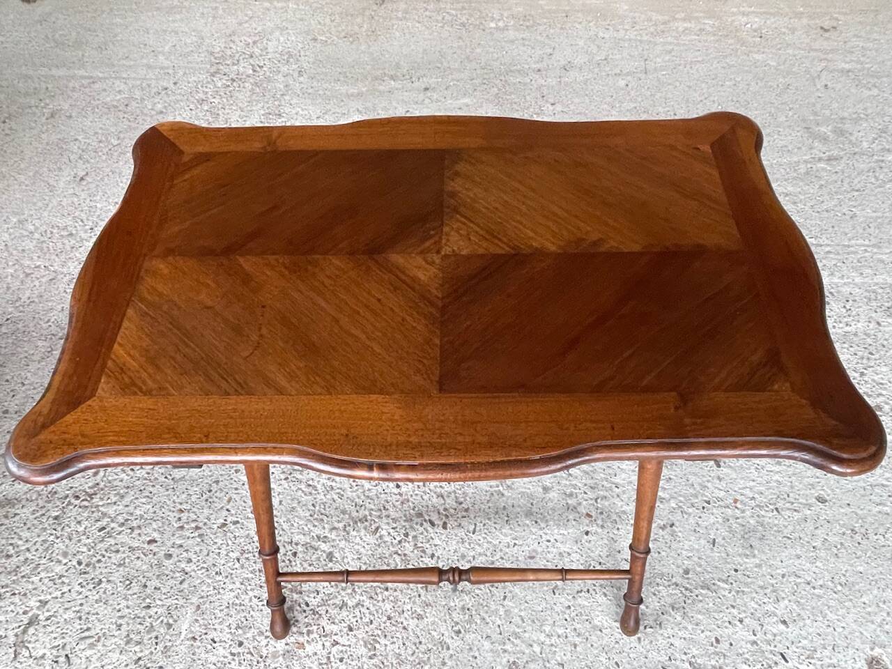 Folding side table in turned wood and marquetry circa 30's/40's