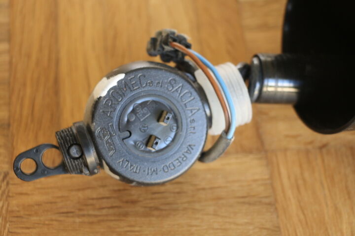 Suspension aromec sacla italy black