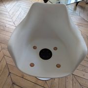 Pair of Tulip Knoll Saarinen armchairs