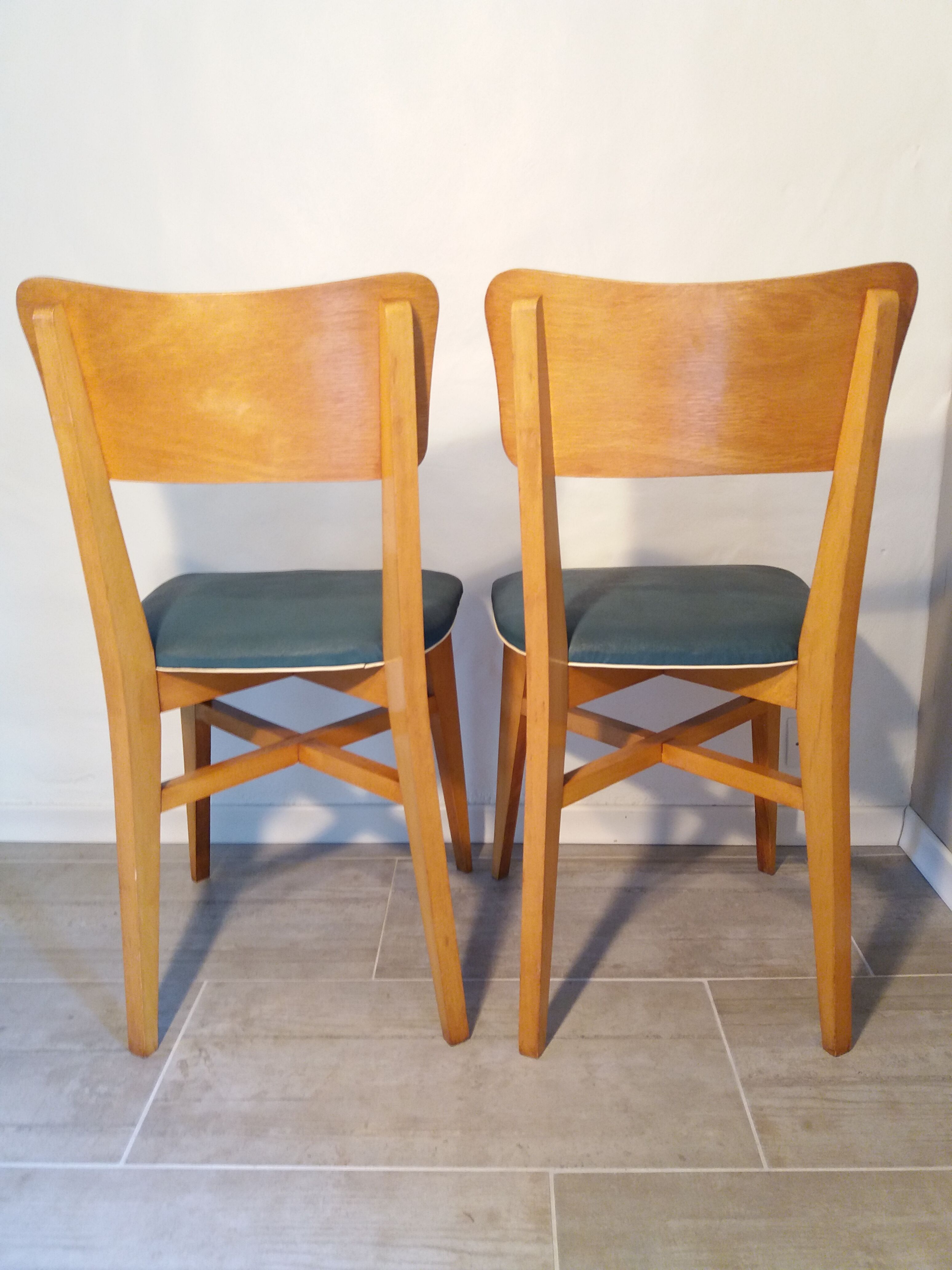 Paire de chaises années 60 pieds compas