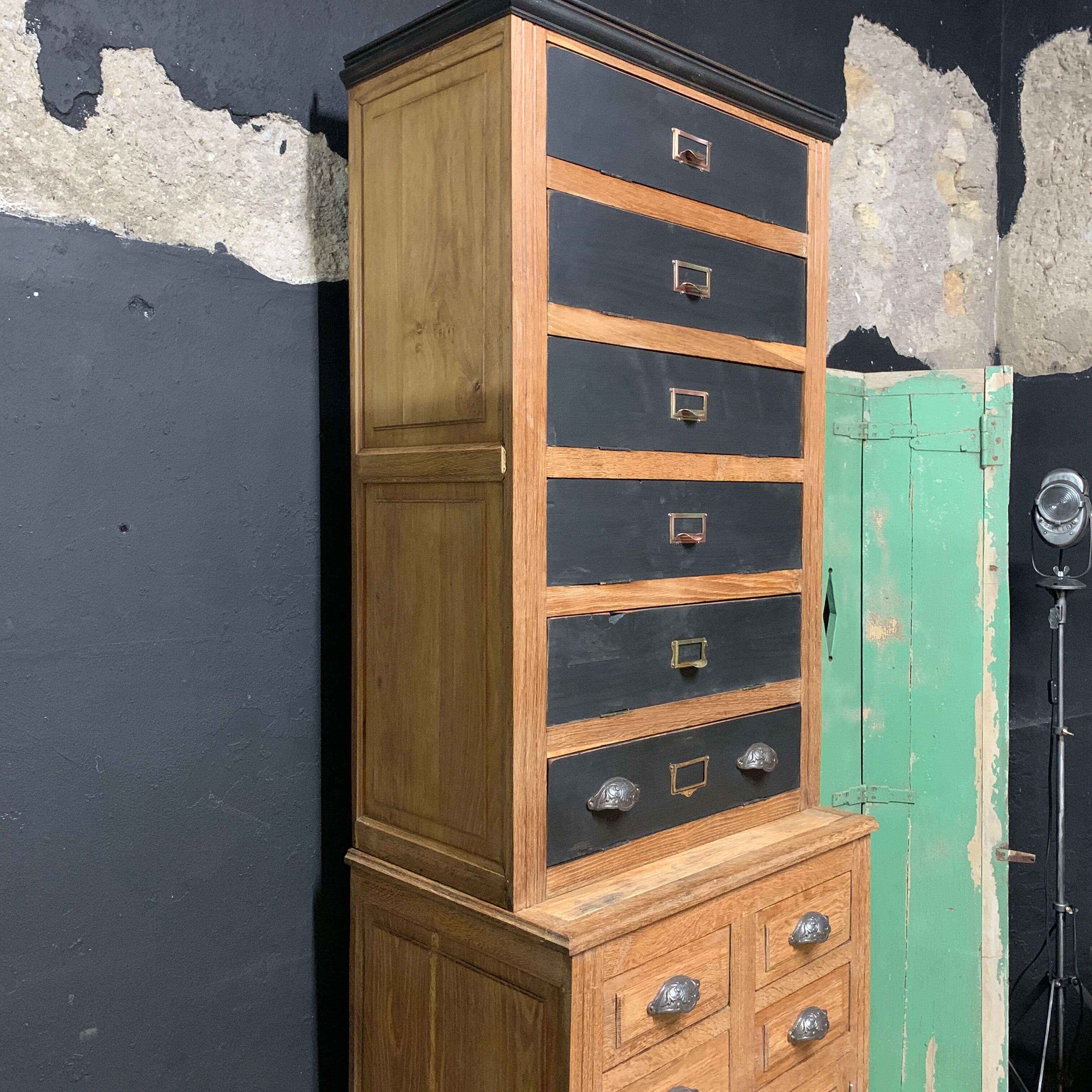Notary's trade furniture with oak clamshell 1930
