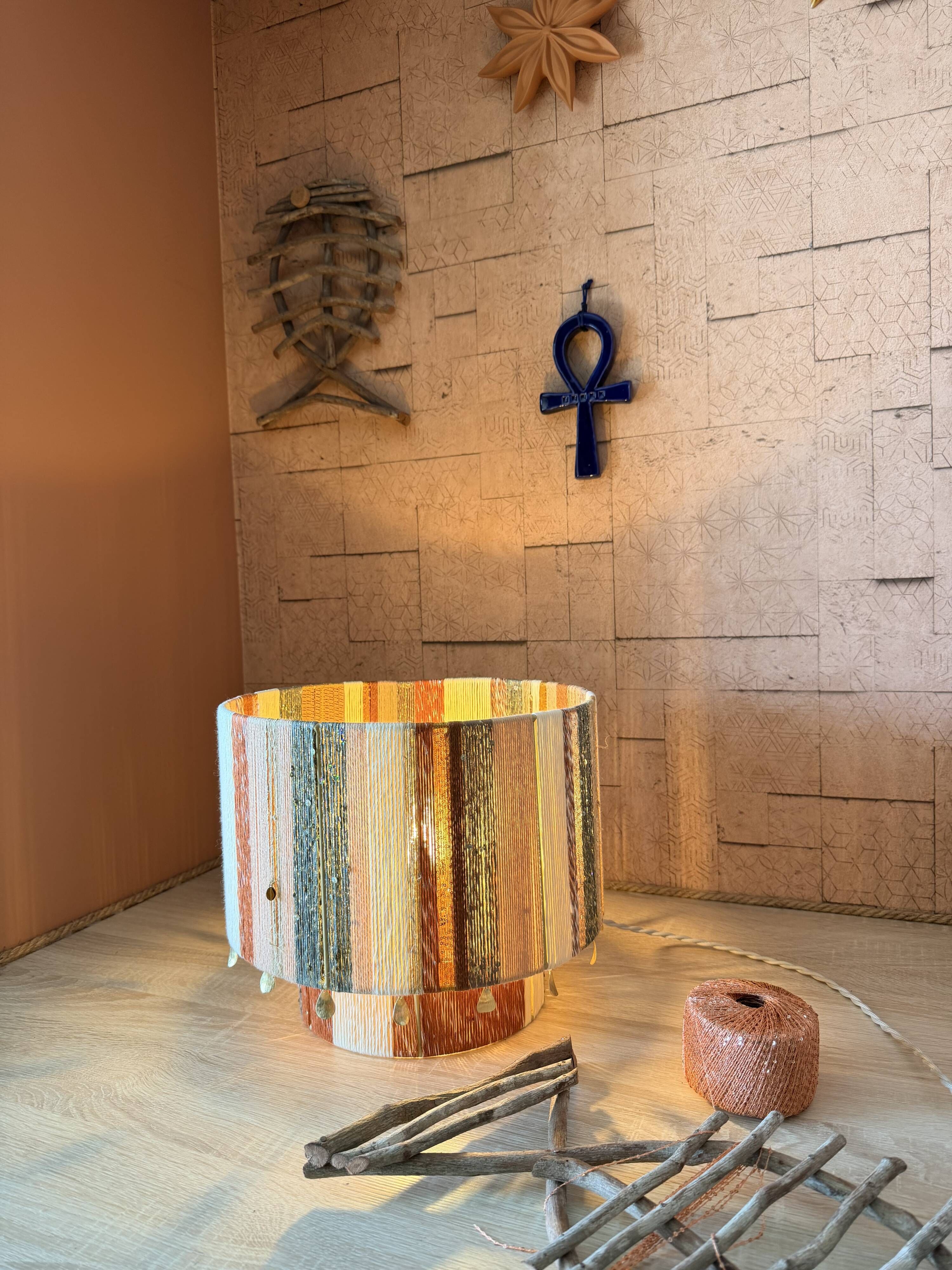 Table lamp
