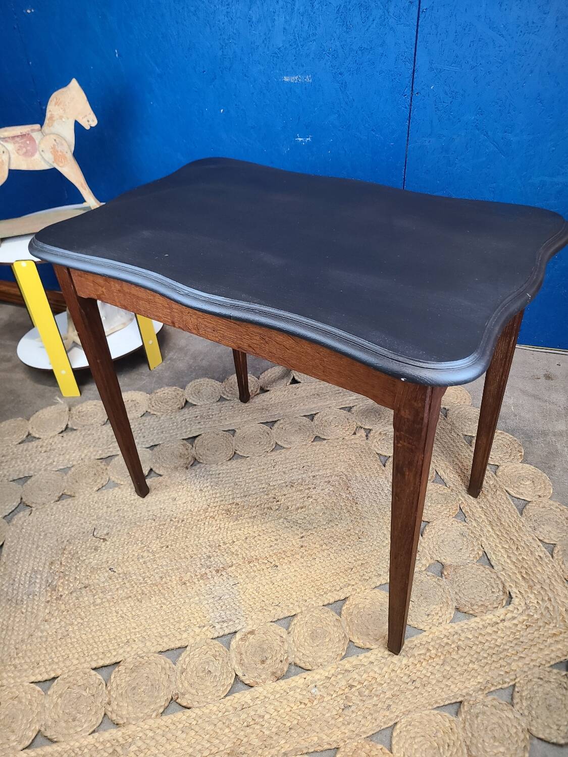 Vintage art deco table 1930 in solid wood