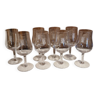 8 crystal wine glasses from the 1925/1930s - Camp Romain wine logo.
