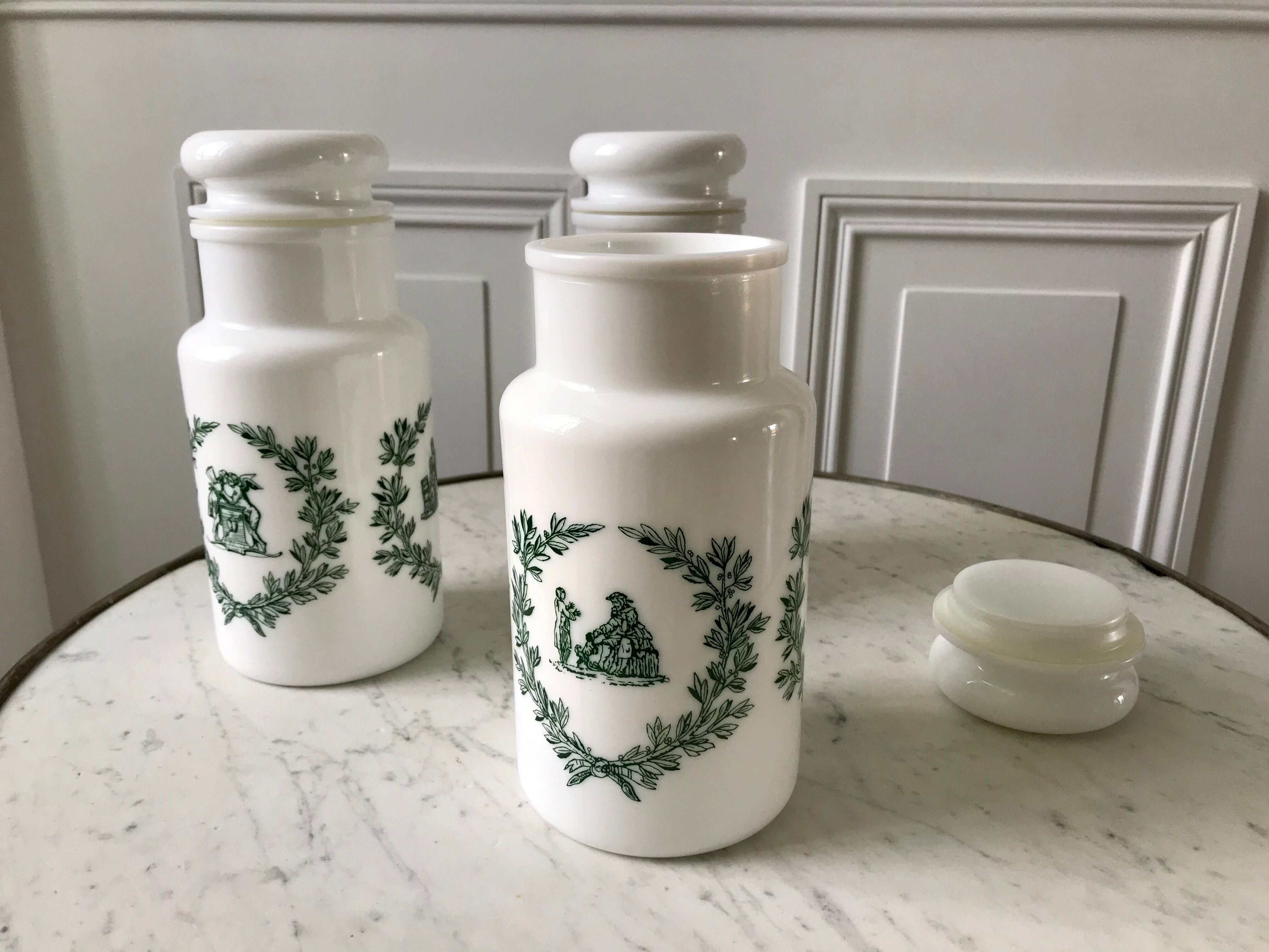 Trio of apothecary pots in opaline years 40-50