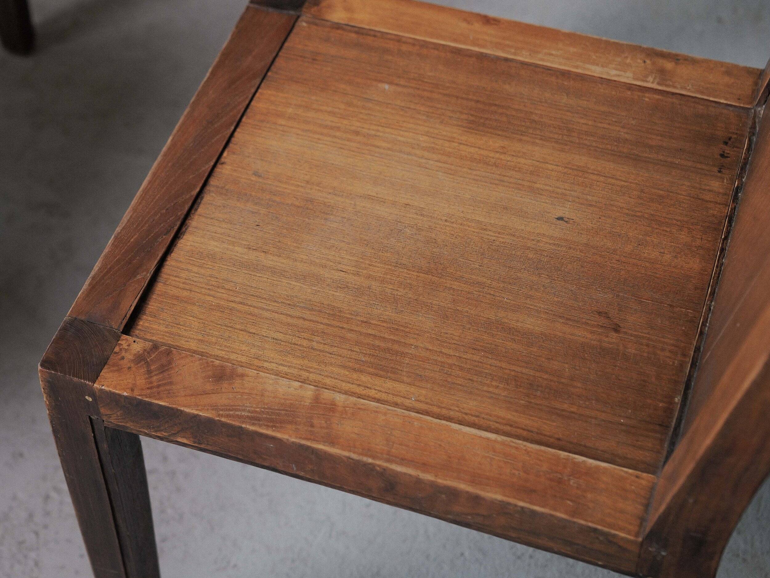 Set of 6 handcrafted oak chairs, France, circa 1970.