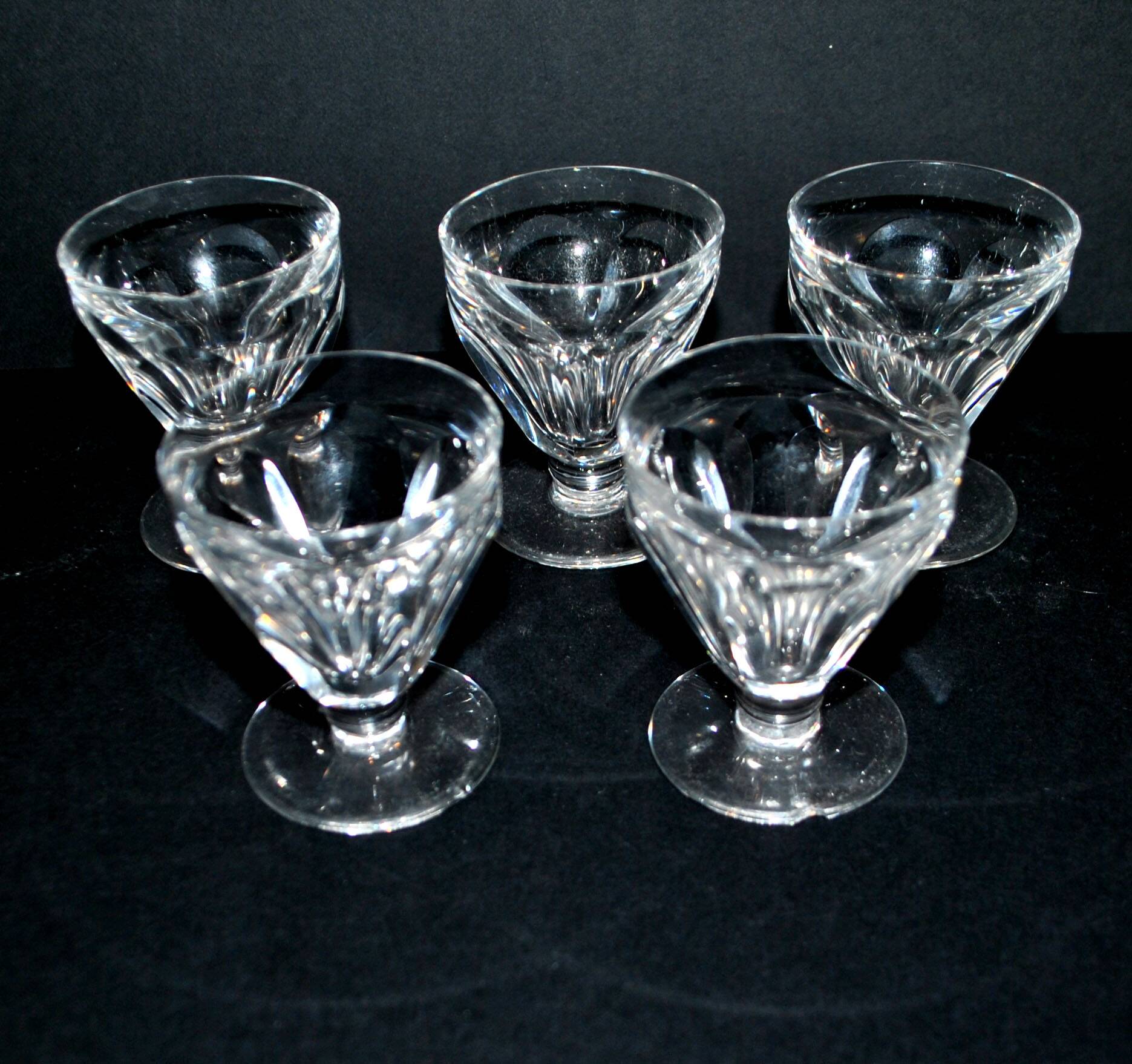 Set of 5 talleyrand liqueur glasses in baccarat crystal 6cm flat ribs harcourt