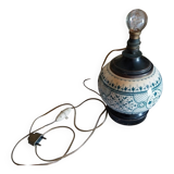 Old iron earth ceramic ball lamp base