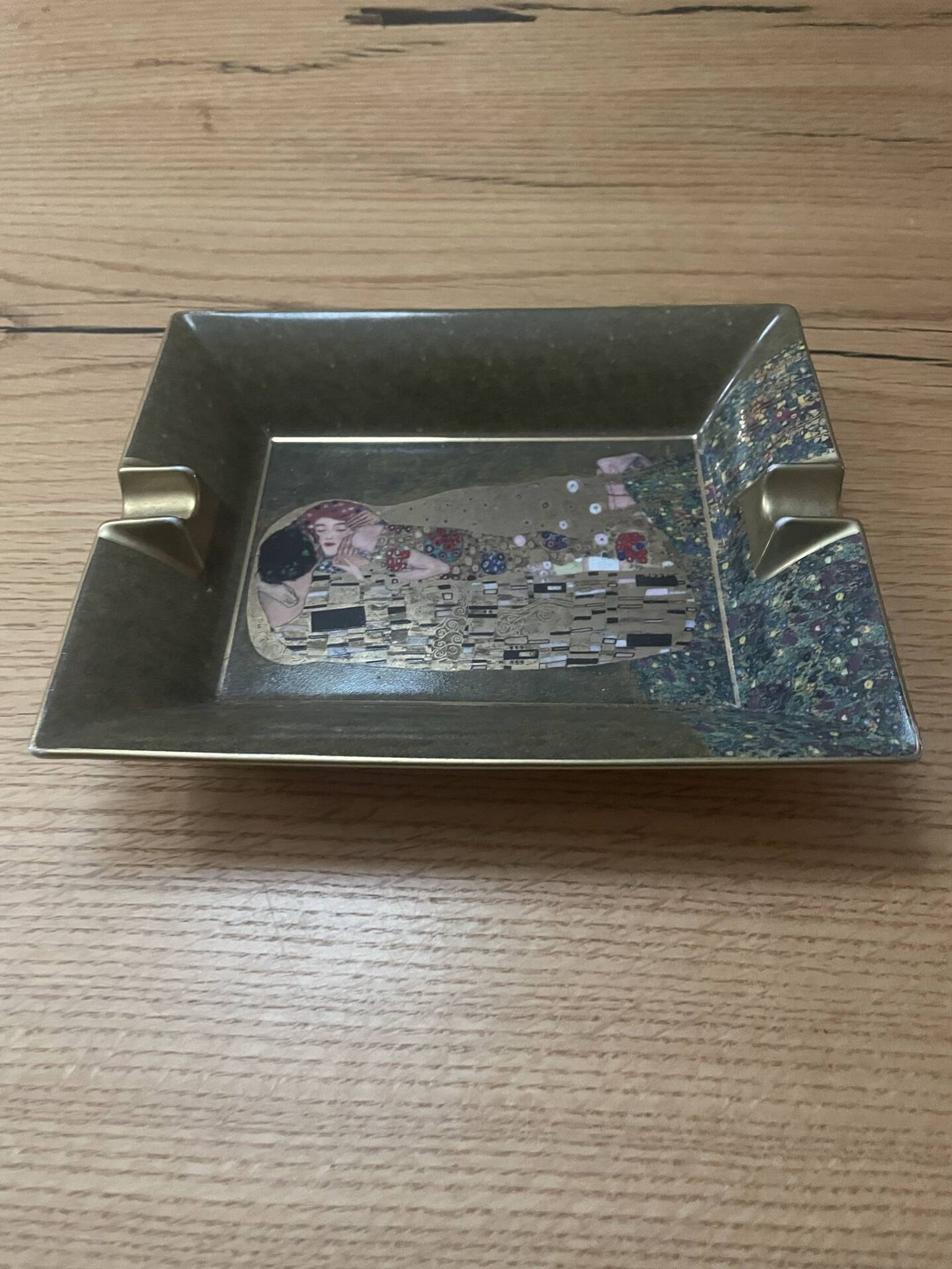 Gustav Klimt ashtray Goebel Artis Orbis The Kiss Art Nouveau
