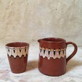 Coffee service in sandstone Amerindian motif