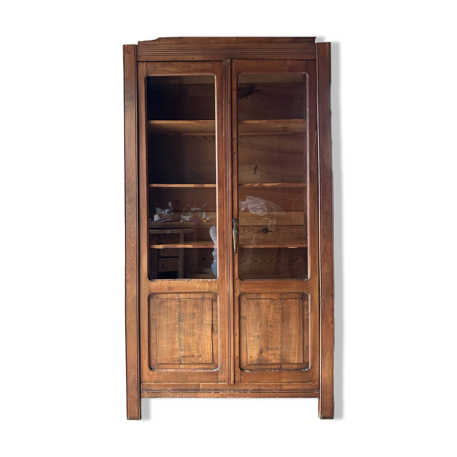 Parisian display cabinet