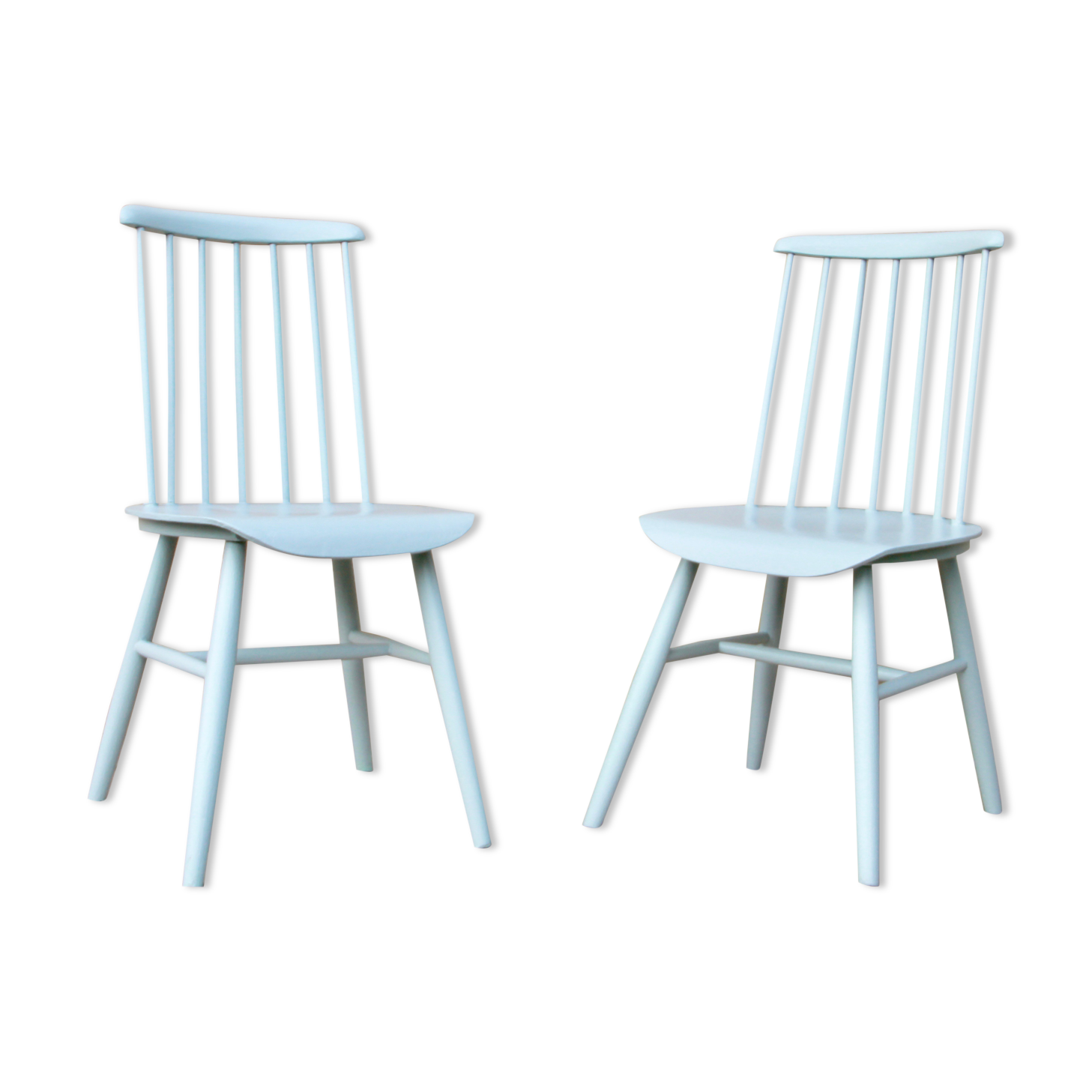 Pair of chairs, fanett by Ilmari Tapiovaara circa 50s/60s