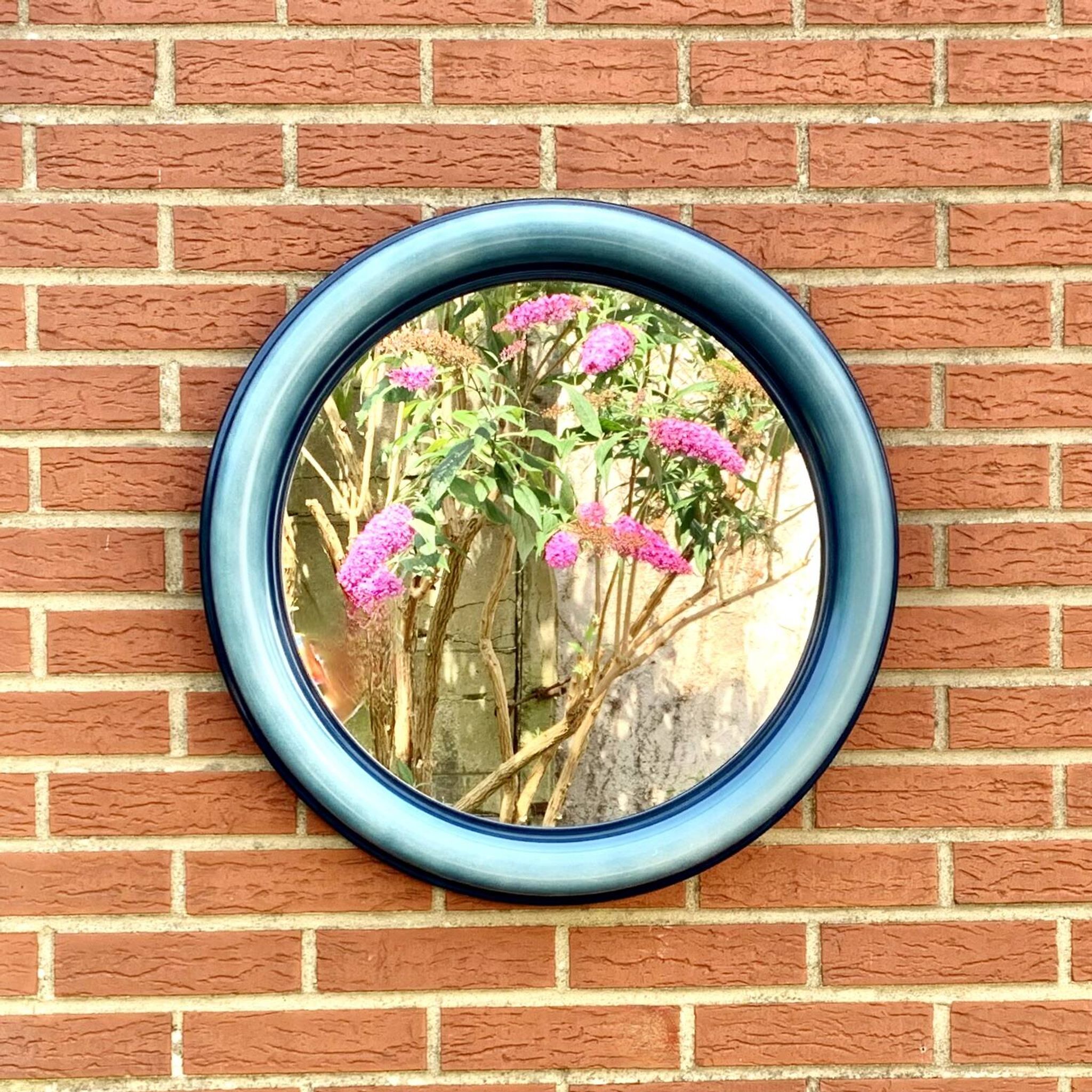 Vintage round wall mirror in blue painted plastic - diameter: 52 cm