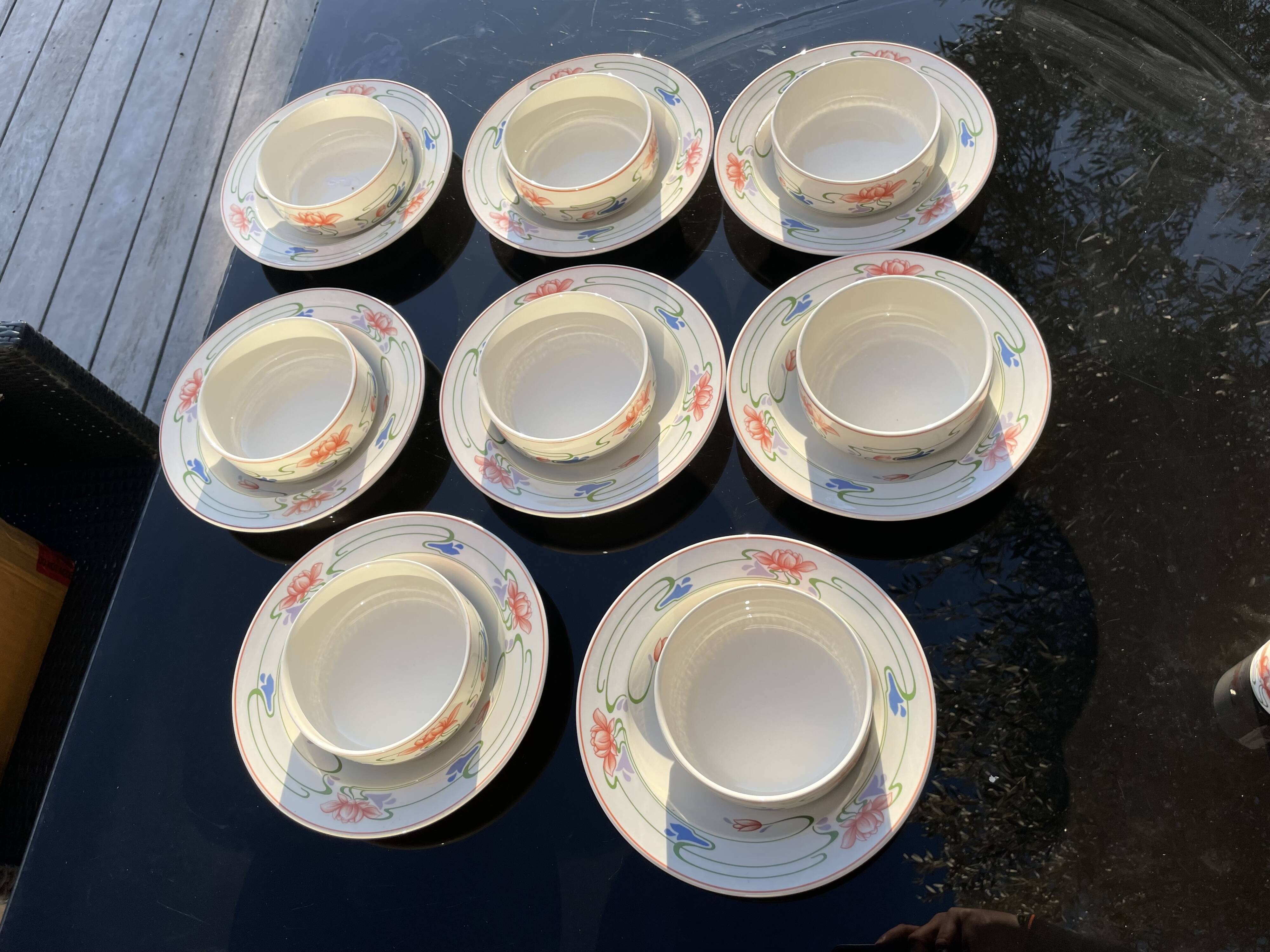 Set Hollow plates and ramekins Villeroy & Boch model FLORIDA