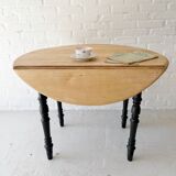 Round table