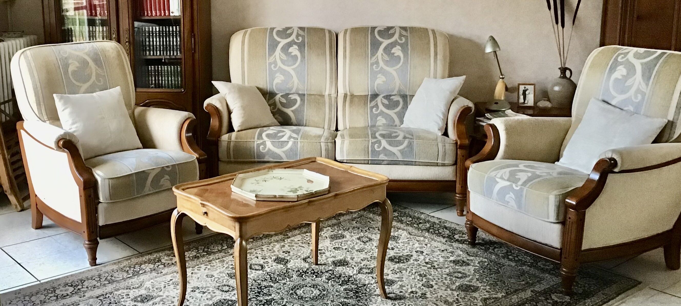 Indoor lounge Jacques Leleu